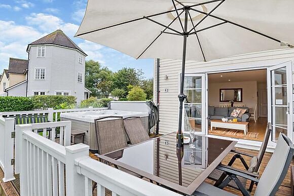 Number 42 Windrush Lake