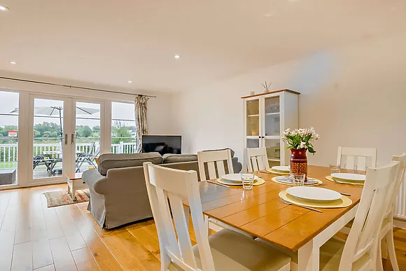 Number 42 Windrush Lake