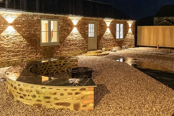 Farmstead Barn At Bland Close Farm