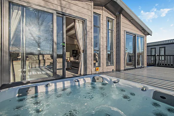 Kingfisher Lodge Woodhall Spa