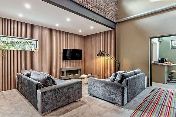 Stonehill Pool House