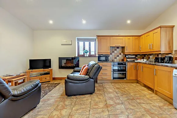 Nuthatch Castle Farm