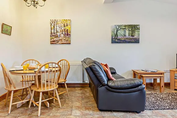 Nuthatch Castle Farm