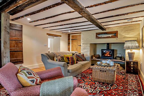 3-Bedroom Hot Tub Cottage in Tregoyd photo 6