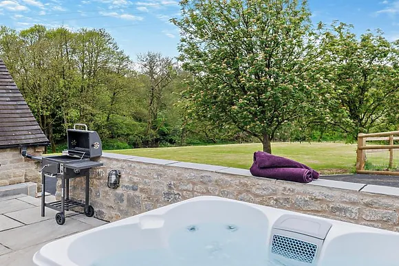 Valley View At Lawnfields