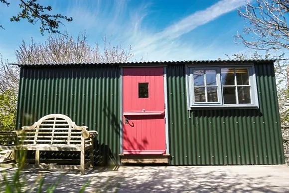South Torfrey Farm Hut