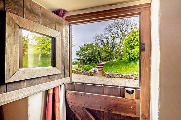 Joe The Buck Eco Cottage