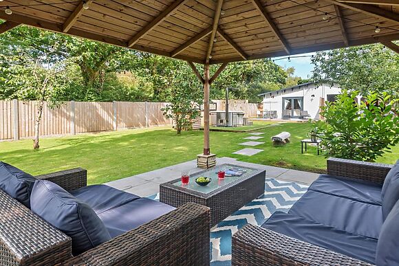Little Yew Tree Lodge