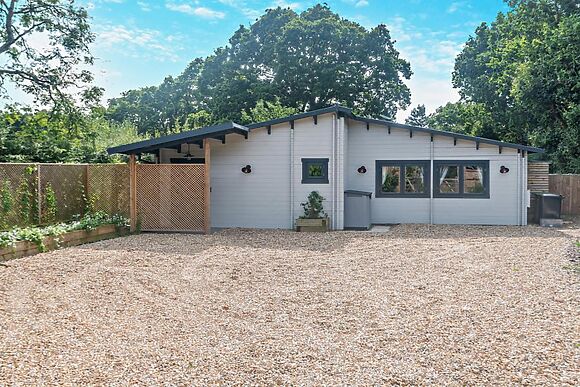 Little Yew Tree Lodge