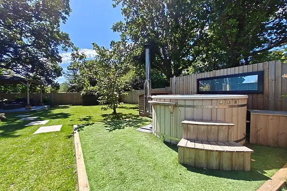 Little Yew Tree Lodge