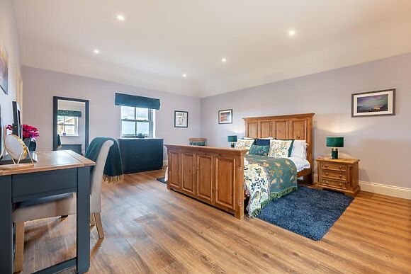 The Honey Cottage