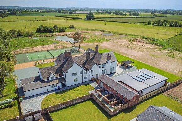 Meadow View Manor And Spa