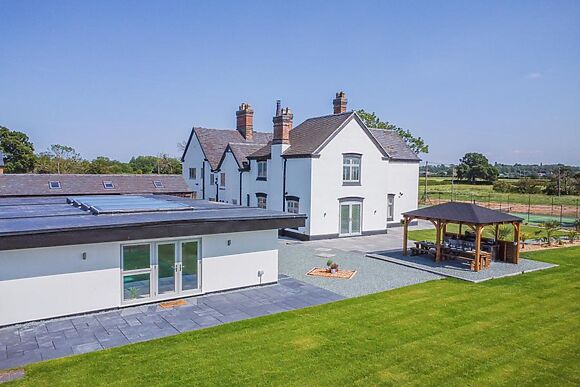 Meadow View Manor And Spa