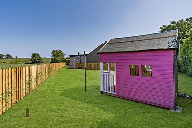 Corn Bunting Cottage