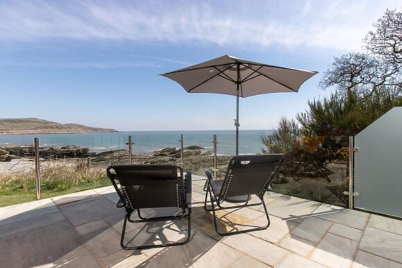 Rascarrel Bay Lodge 1