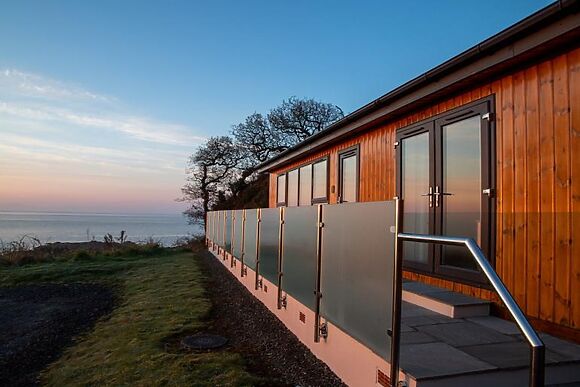 Rascarrel Bay Lodge 1