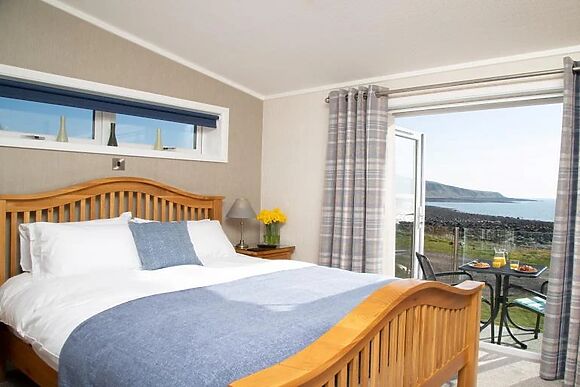 Rascarrel Bay Lodge 3