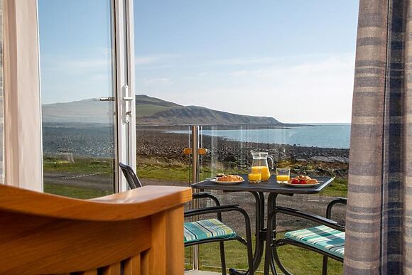 Rascarrel Bay Lodge 3