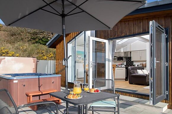 Rascarrel Bay Lodge 3