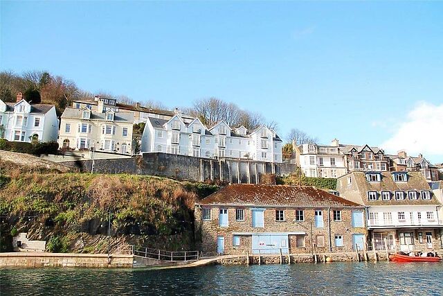 Lovely Flat In West Looe With Spectacular Sea & Harbour Views