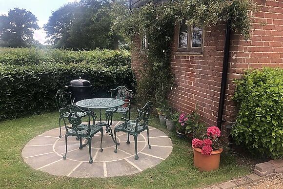 Cosy, Rustic 17th Century Countryside Barn