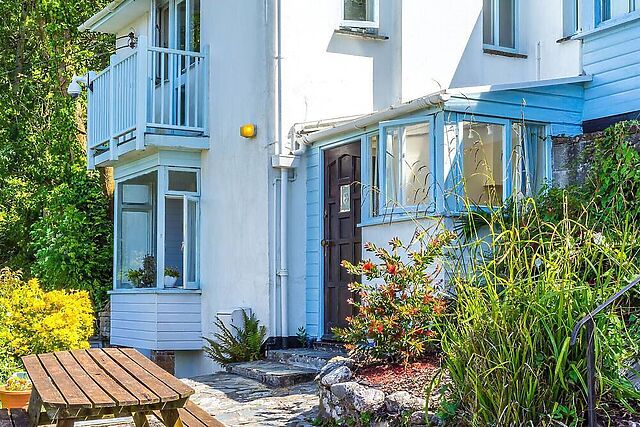 Looe Self Catering, Boutique Holiday Cottage