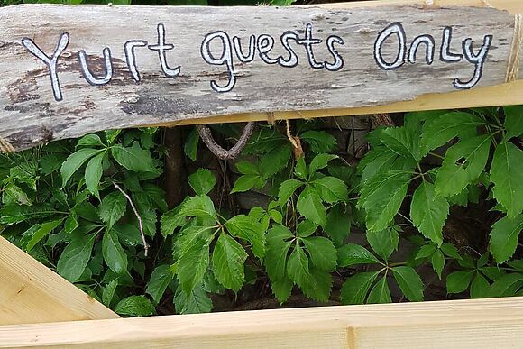 Luxury heated Yurt with Hot tub