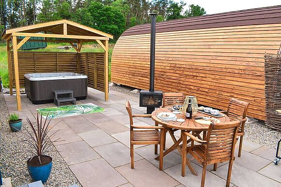 Derecroft Glamping Luxury Lodgepods with Jacuzzi Hot Tub