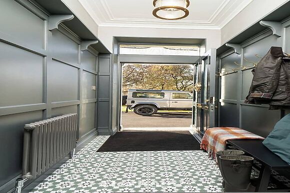 Blythewood Aberdeenshire Luxury House with Hot Tub