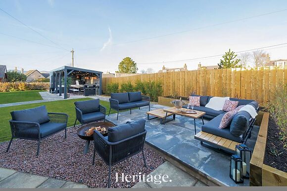 Blythewood Aberdeenshire Luxury House with Hot Tub