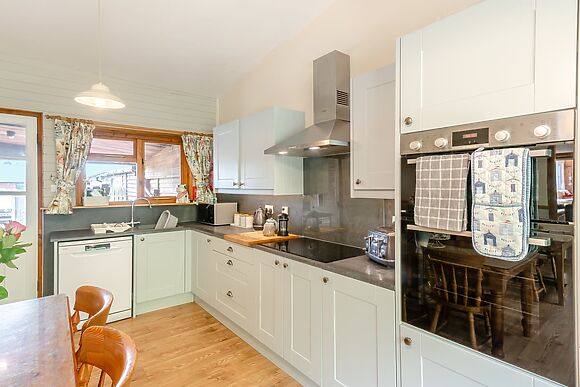 Captain's Quarters At Keel Lodges