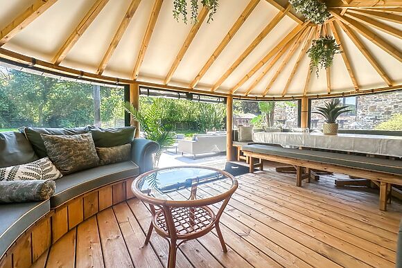 Orchard Barn at Duvale Cottages