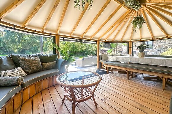 Orchard Barn at Duvale Cottages