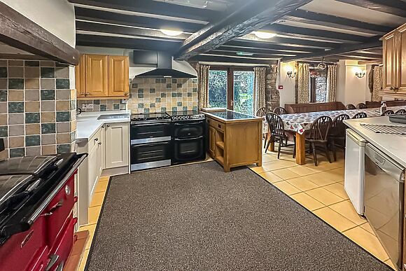 Orchard Barn At Duvale Cottages