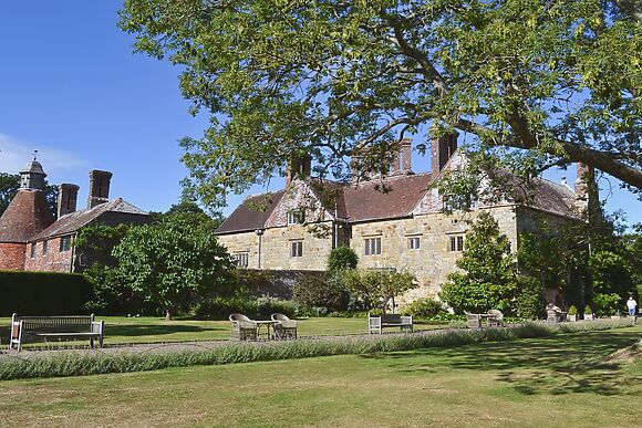 Mount House Barn