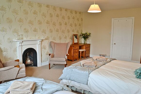 Twelve Oaks Farmhouse