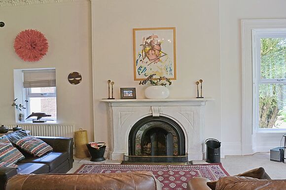 Holly Lodge