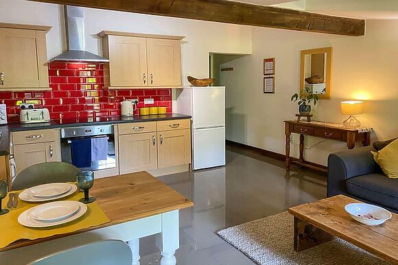 Chestnut Cottage at The Cottages