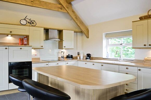 Y Bwthyn in Tavernspite