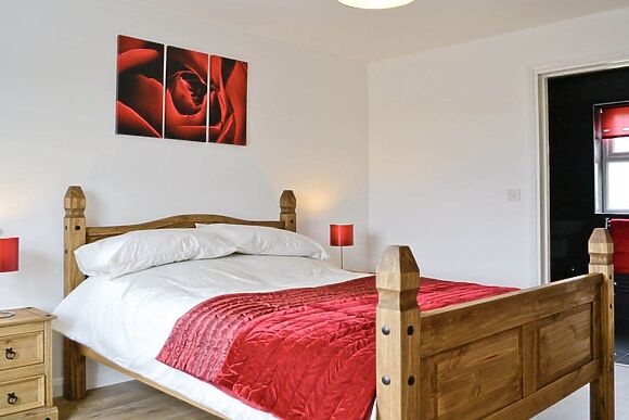 Y Bwthyn in Tavernspite