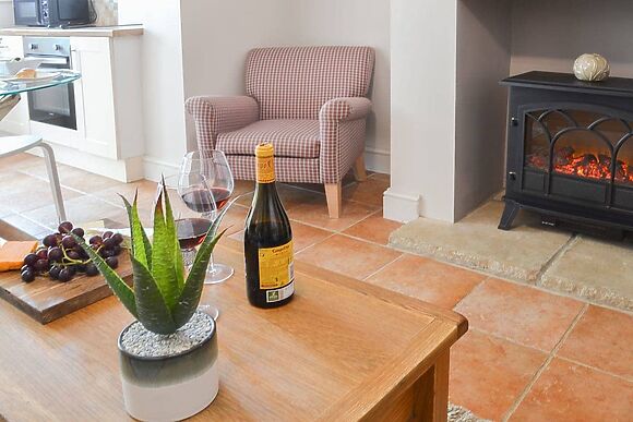 Sweet Pea Cottage in Holt