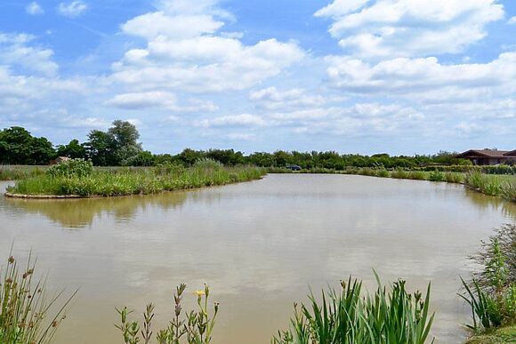 Bulrush Lodge at Faulkers Lakes