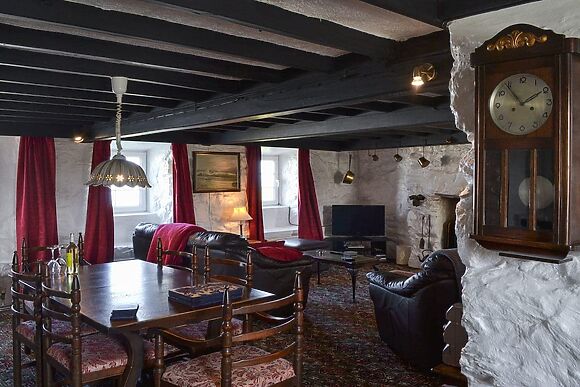 Porth Colmon Farmhouse