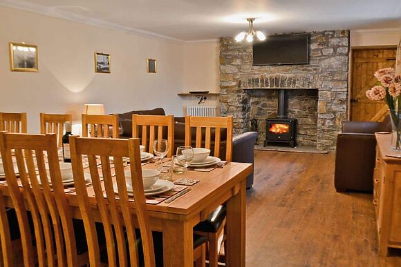 Ysgubor Wen in Burry Port