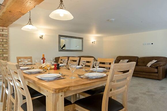 Cottages.com at Eastlands Barn