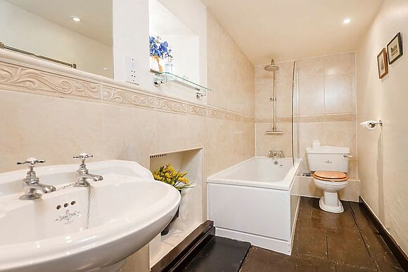 Bridge End Farmhouse