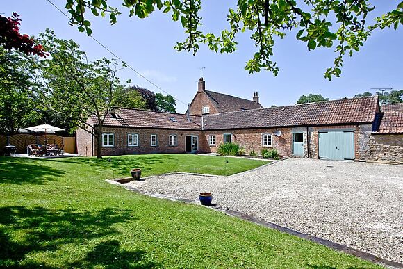 Nightingale Barn in Brent Knoll