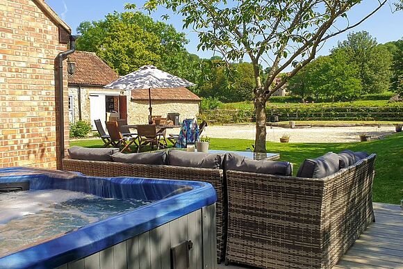 Nightingale Barn in Brent Knoll