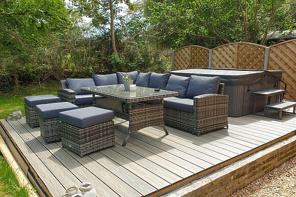 Nightingale Barn in Brent Knoll