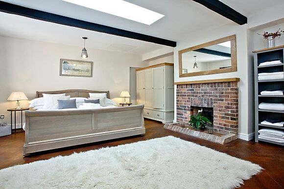 Nightingale Barn in Brent Knoll